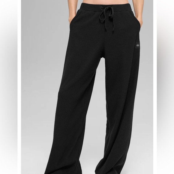 ALO ribbed wide leg muse pants - Picture 3 of 6
